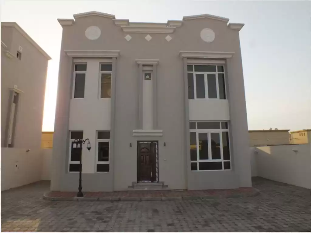Residencial Listo Propiedad 6 habitaciones U / F Villa en Compound  alquiler en al-sad , Doha #8260 - 1  image 